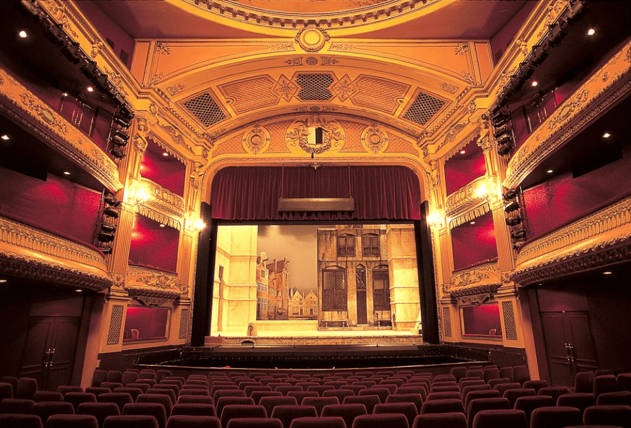 Das Grosse Theater